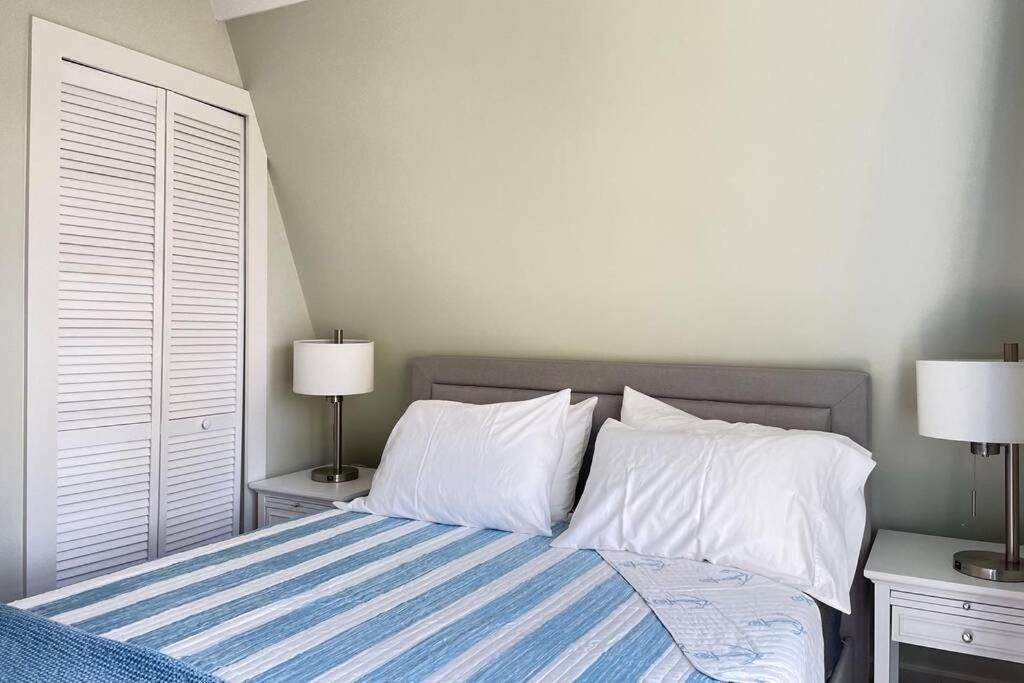 Newly Renovated Carriage House Near Town & Beaches Madison Eksteriør billede