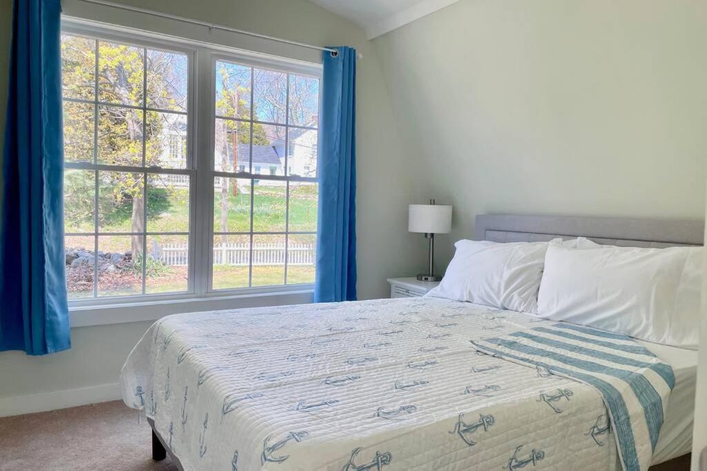 Newly Renovated Carriage House Near Town & Beaches Madison Eksteriør billede